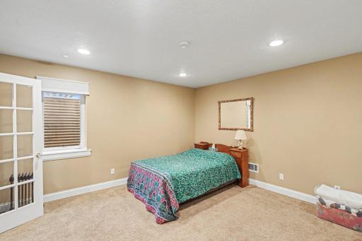 5427 Knox Avenue N, Minneapolis, MN 55430