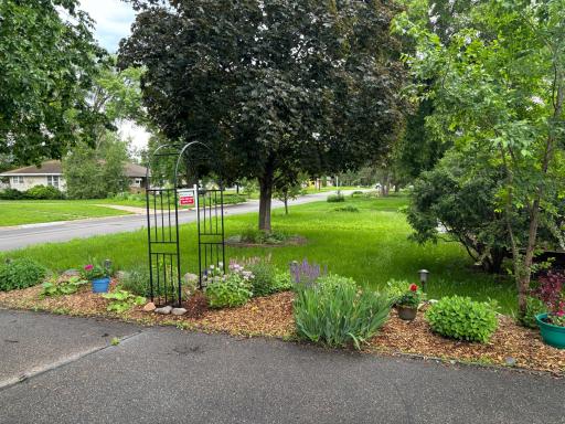 5427 Knox Avenue N, Minneapolis, MN 55430
