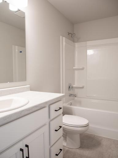 2312 38 Avenue S, Moorhead, MN 56560
