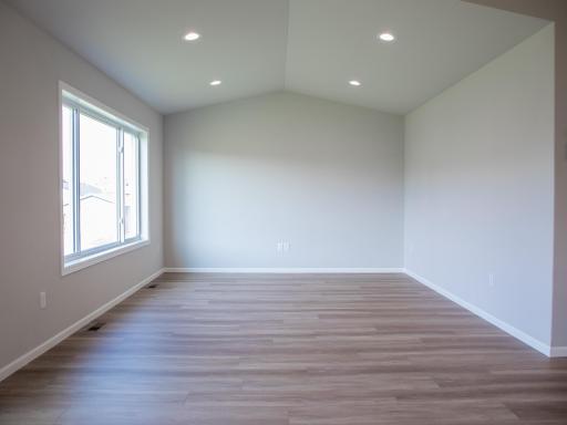 2312 38 Avenue S, Moorhead, MN 56560