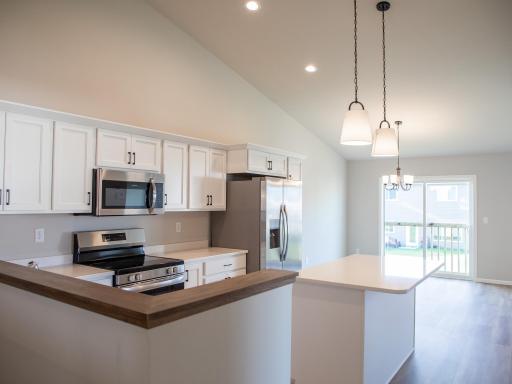 2312 38 Avenue S, Moorhead, MN 56560