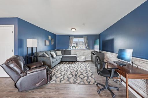 8542 Ebben Circle NE, Monticello, MN 55362