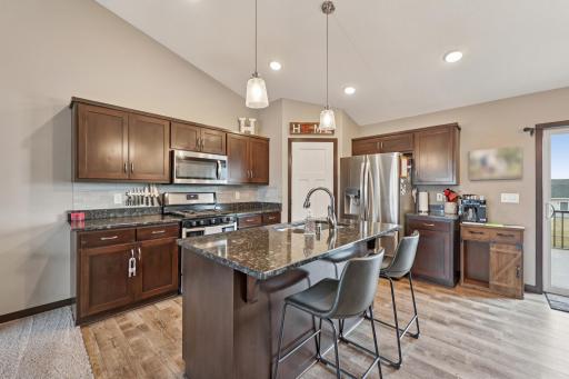 8542 Ebben Circle NE, Monticello, MN 55362