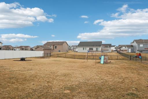 8542 Ebben Circle NE, Monticello, MN 55362