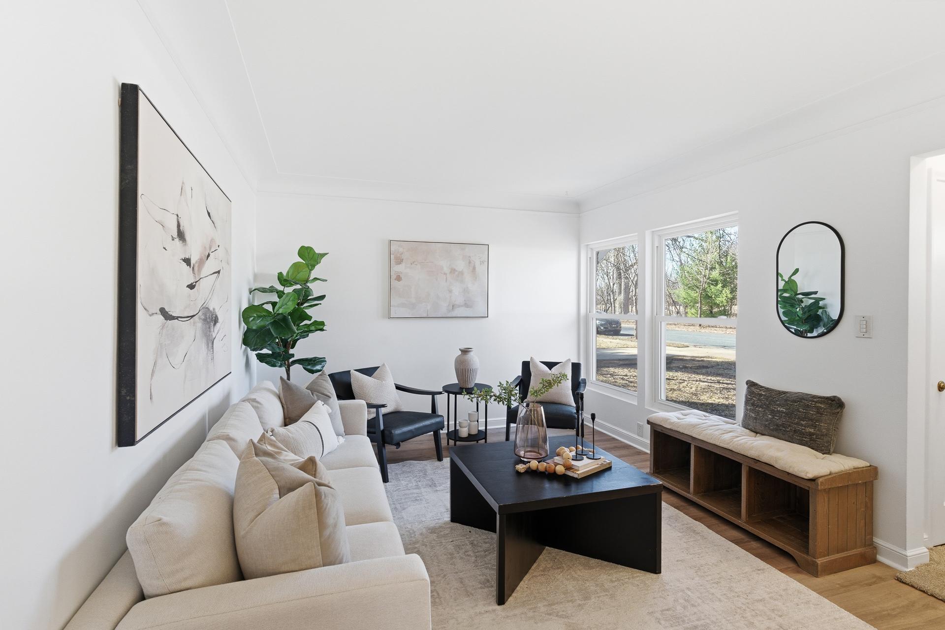 5122 Morgan Ave N MLS-12.jpeg