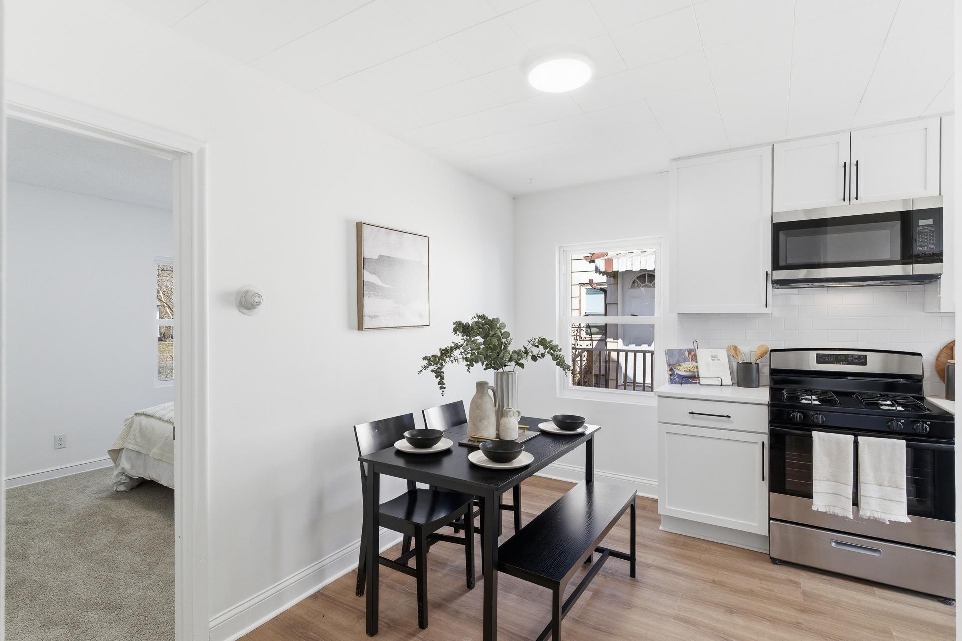 5122 Morgan Ave N MLS-16.jpeg