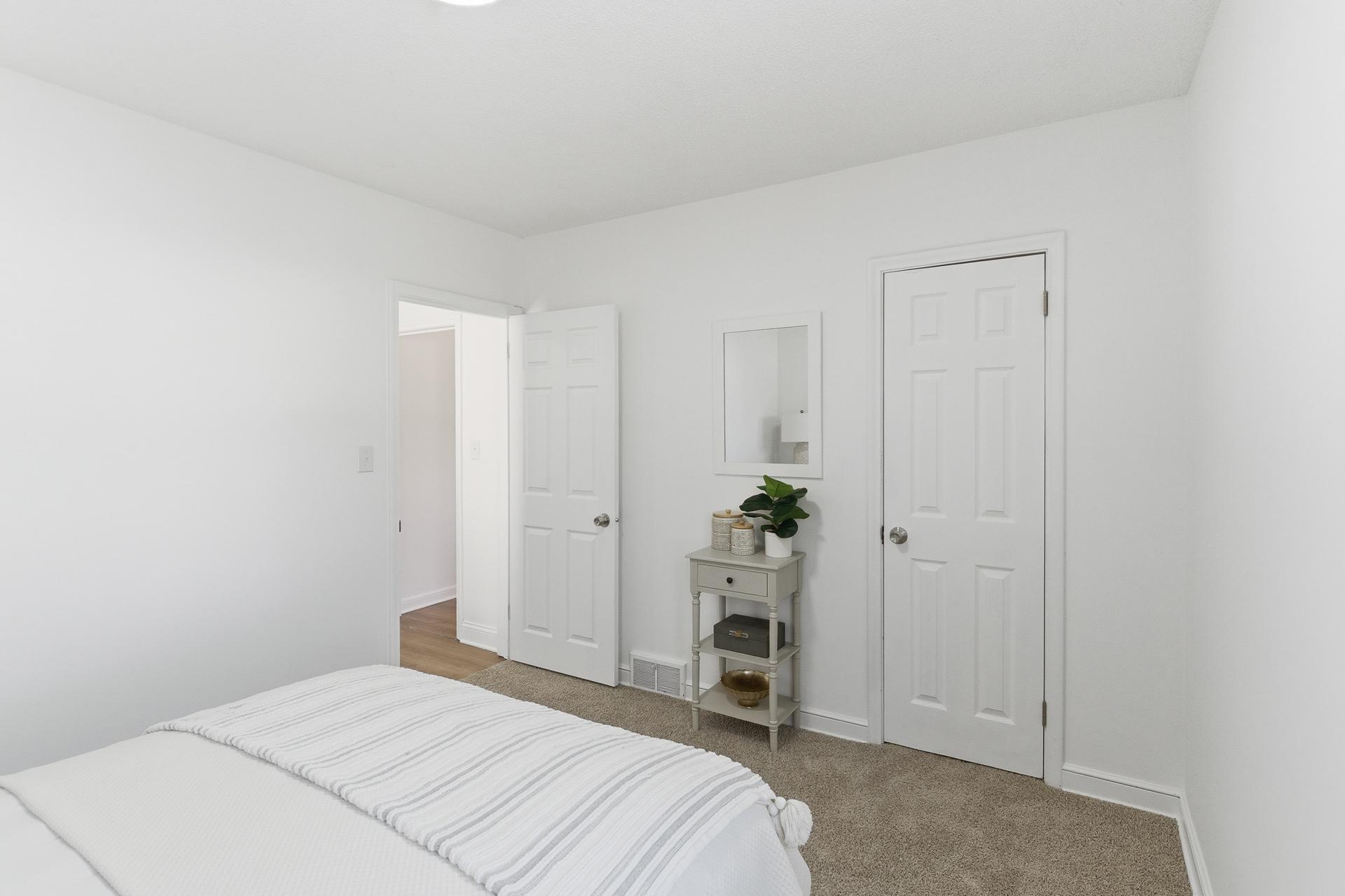 5122 Morgan Ave N MLS-21.jpeg