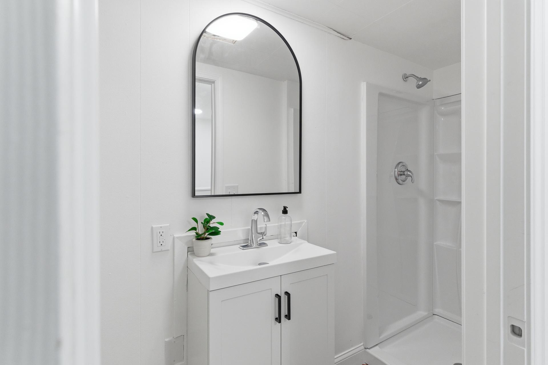 5122 Morgan Ave N MLS-25.jpeg