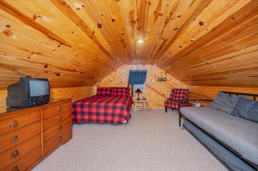 7207 E County Road T, Gordon, WI 54838