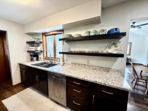 475 E CSAH 10, Vesta, MN 56292