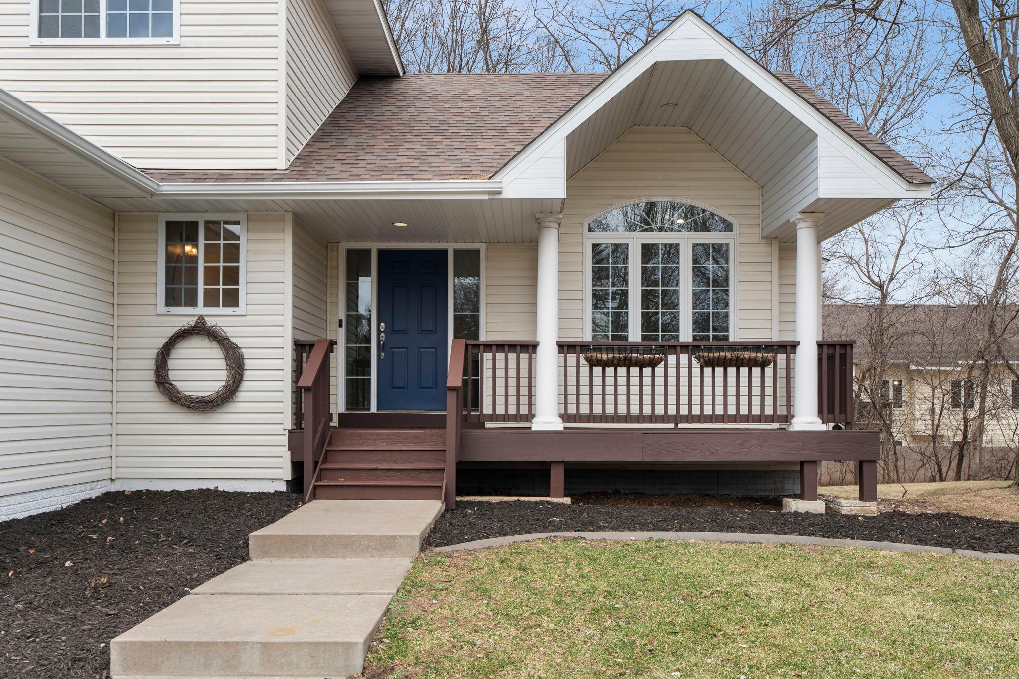Welcoming front porch!