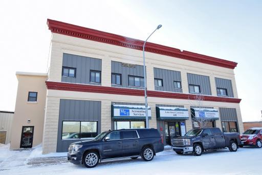 408 Lake Street NE, Warroad, MN 56763