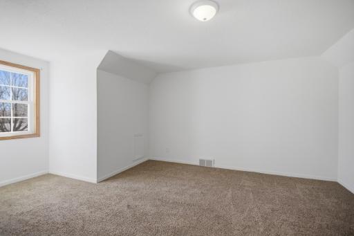 318 Thomas Avenue, Owatonna, MN 55060