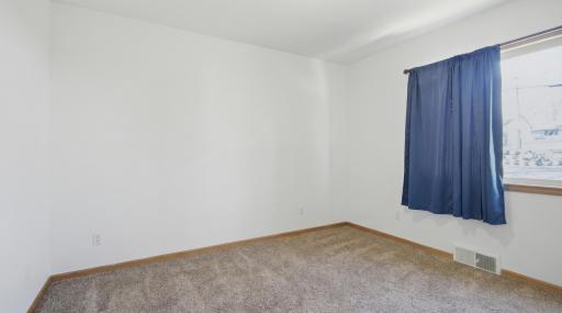 318 Thomas Avenue, Owatonna, MN 55060