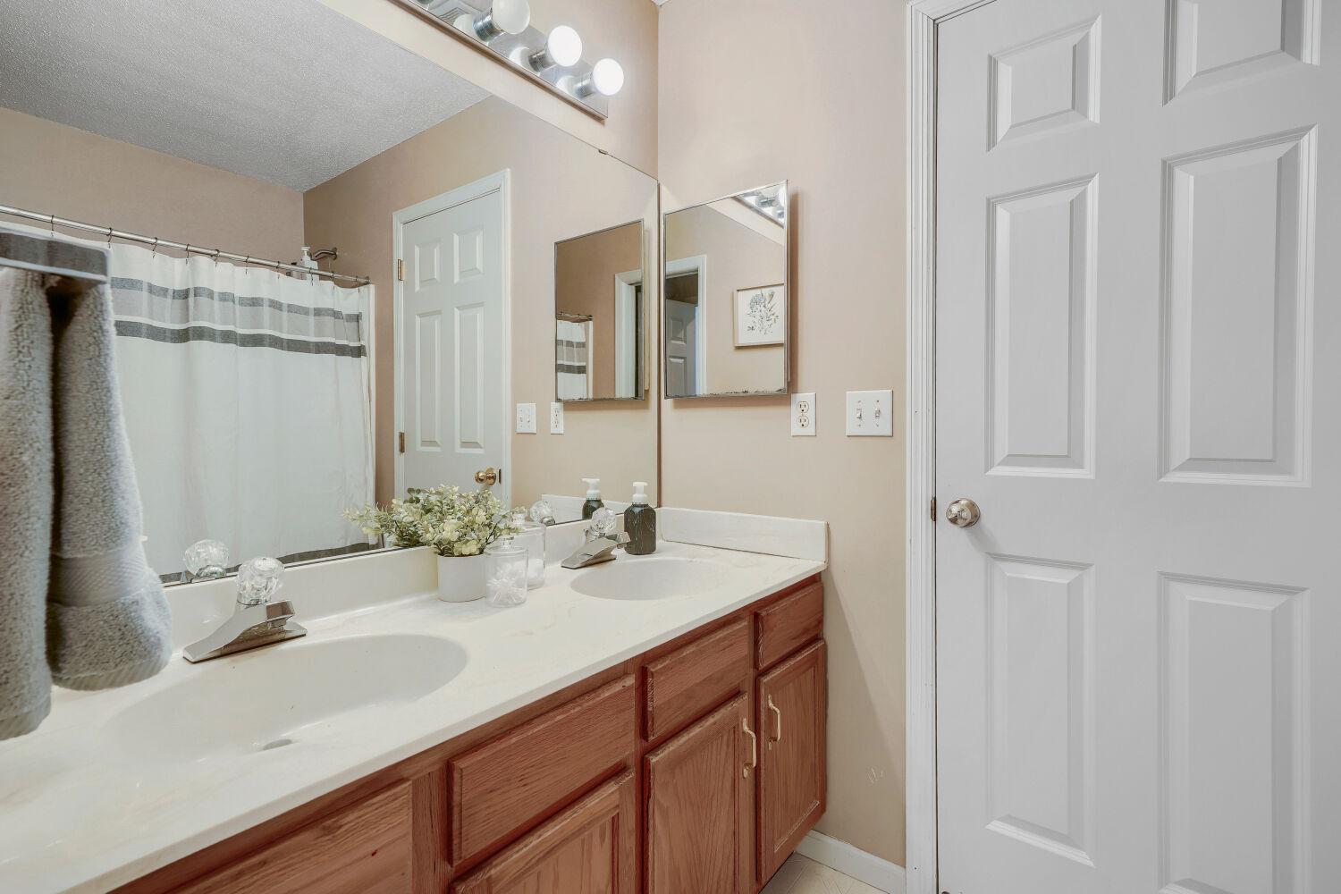 Full bathroom upstairs