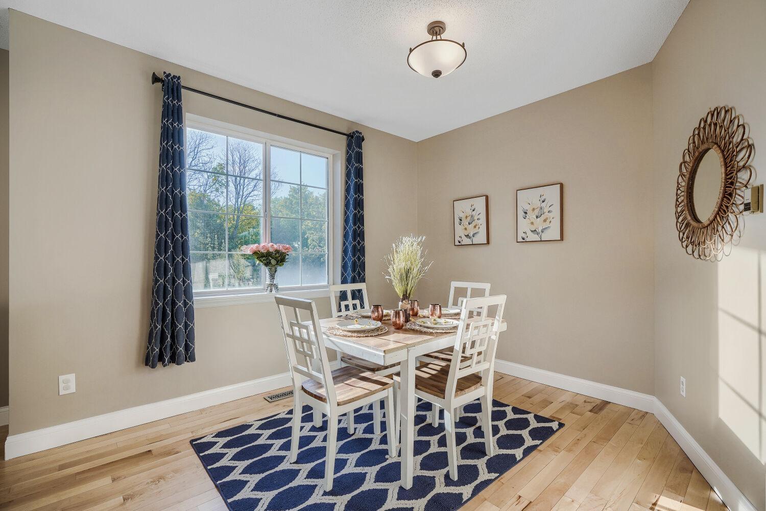 Nice dining space for gatherings