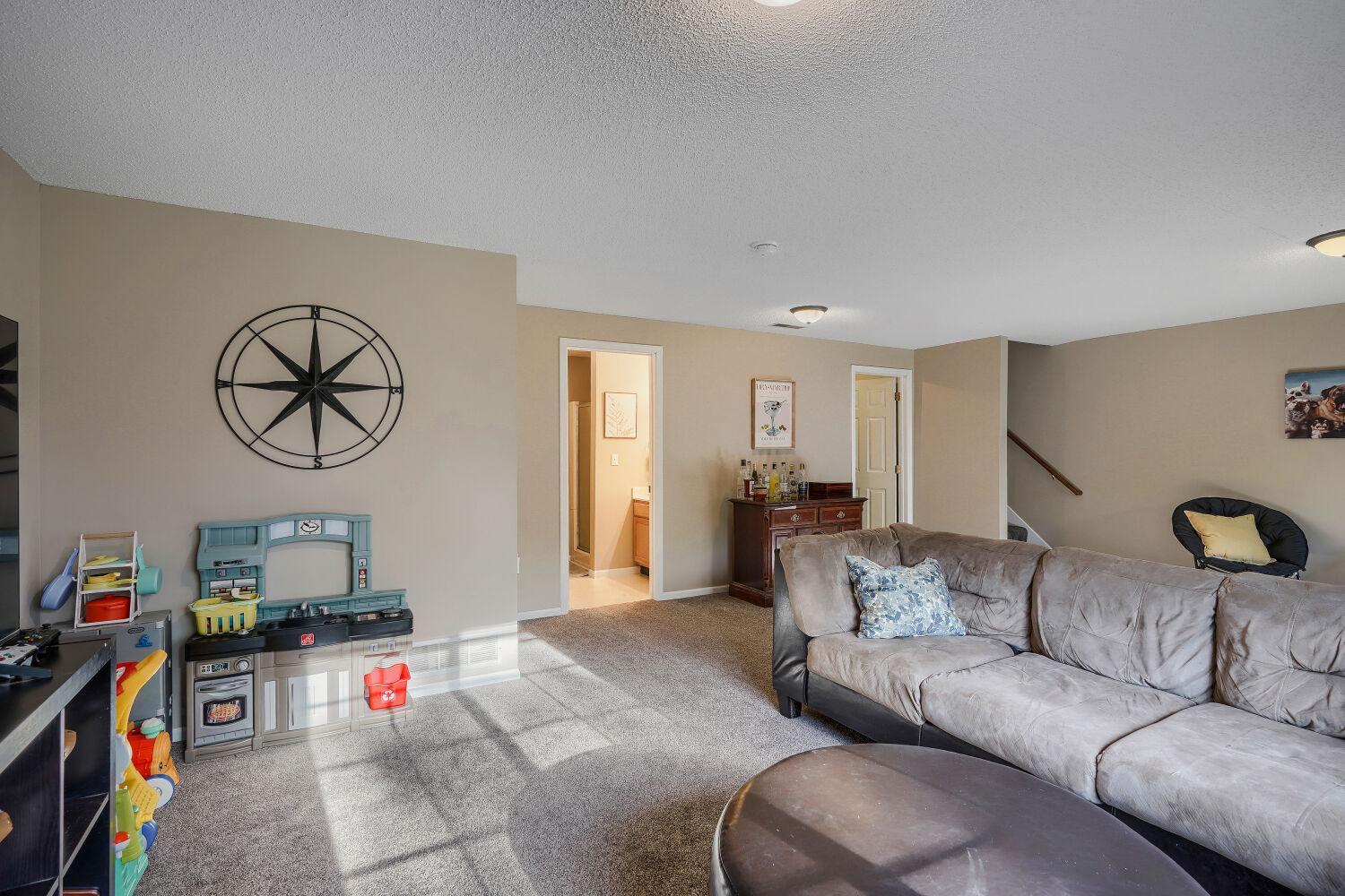 1878 Christensen Ave - Web Quality - 013 - 13 Family Room.jpg