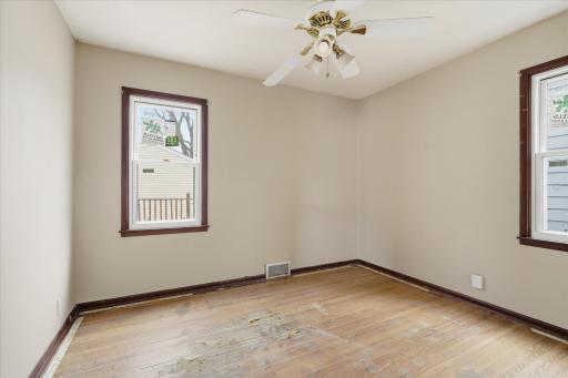 Main Flr BR - NW Corner