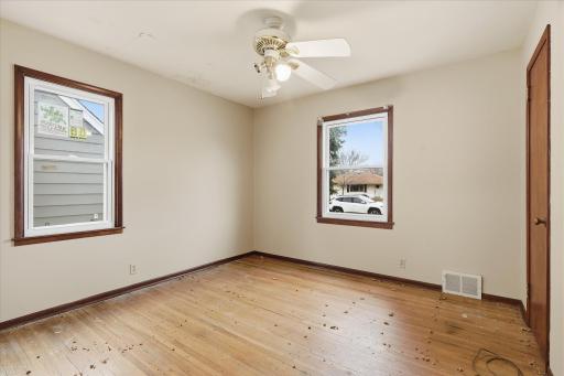 Main Flr BR - NE Corner