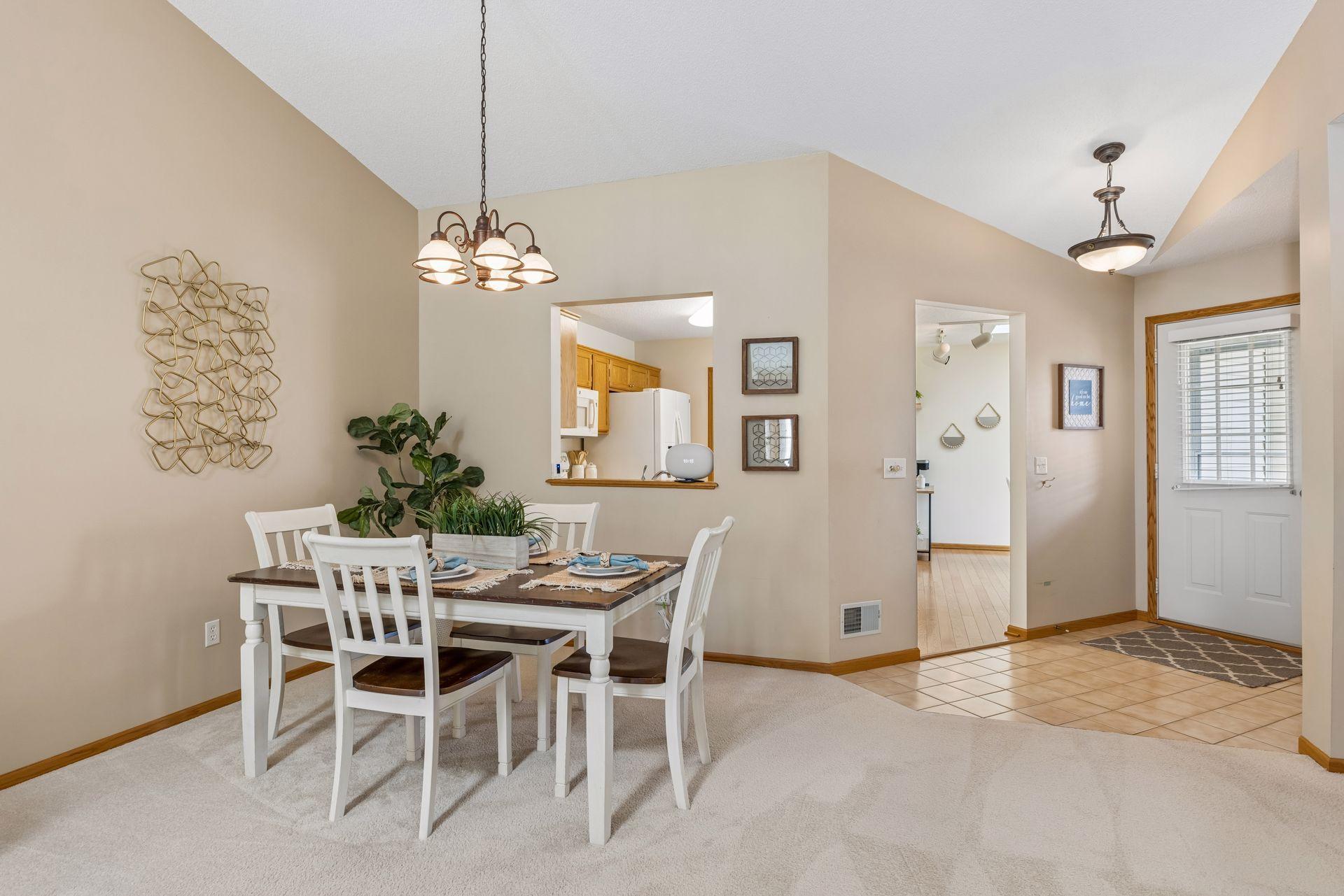 7638 Newbury Road - Spacecrafting - 0009.jpg