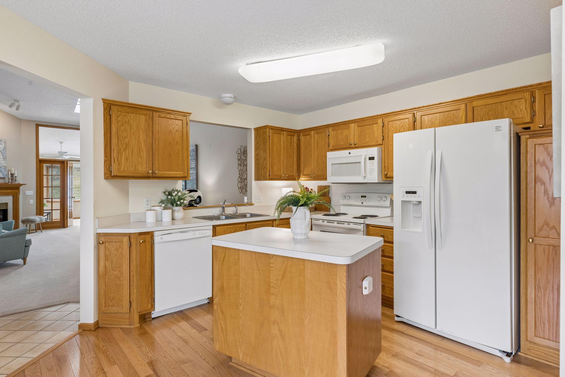 7638 Newbury Road - Spacecrafting - 0015.jpg