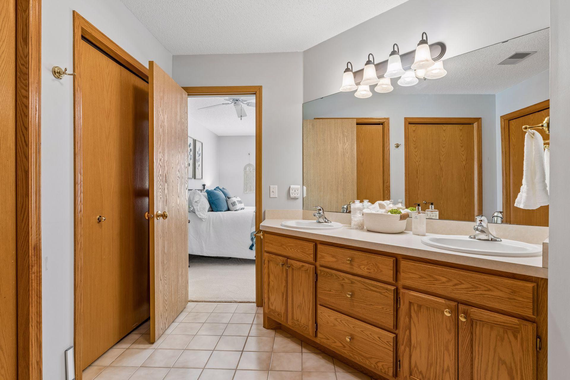 7638 Newbury Road - Spacecrafting - 0035.jpg