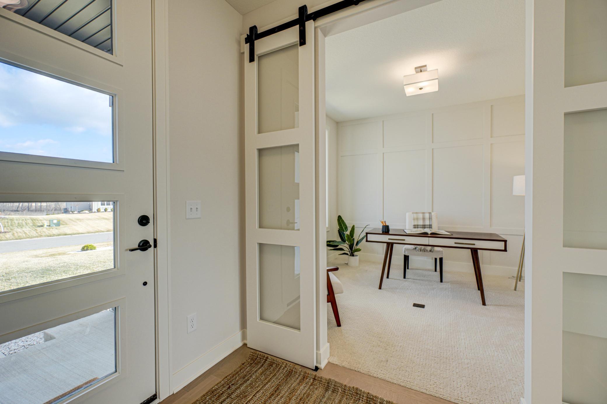 14415 49th St N-12.jpg