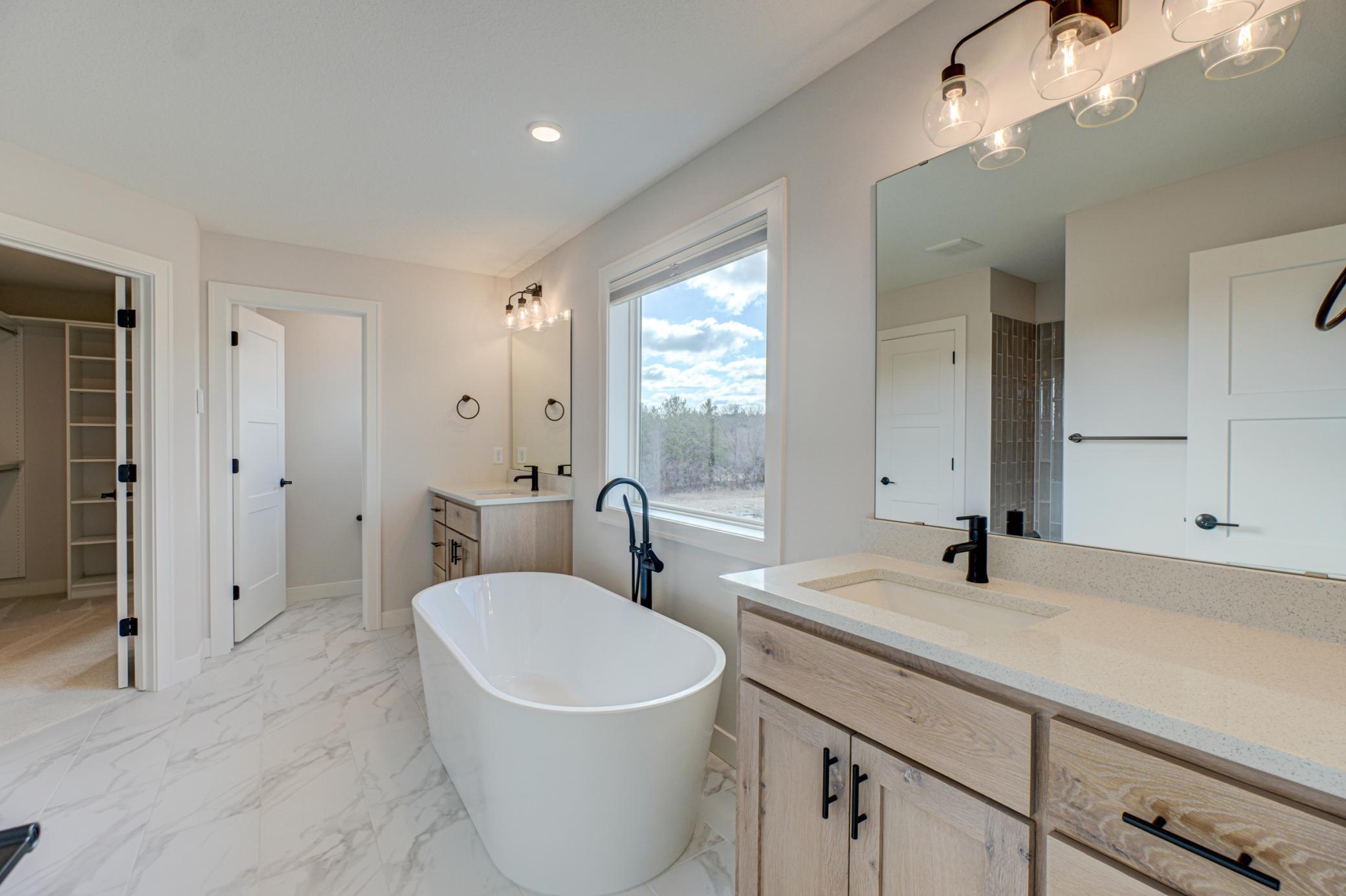 14415 49th St N-57.jpg