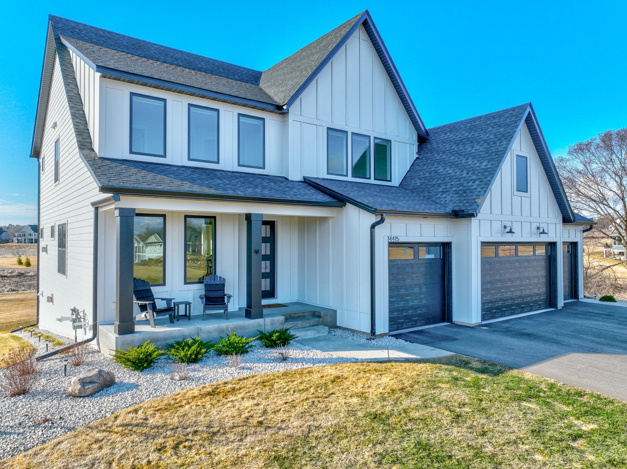 14415 49th St N-7.jpg