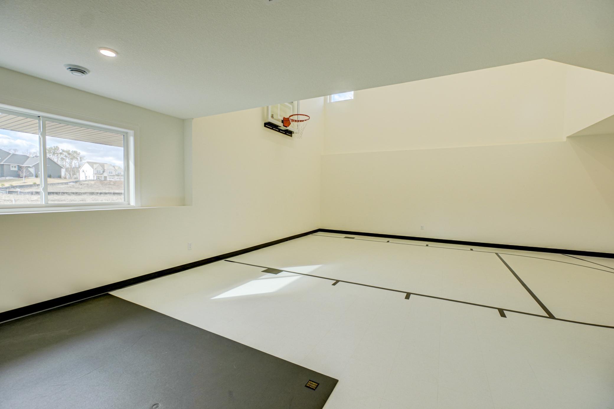 14415 49th St N-78.jpg