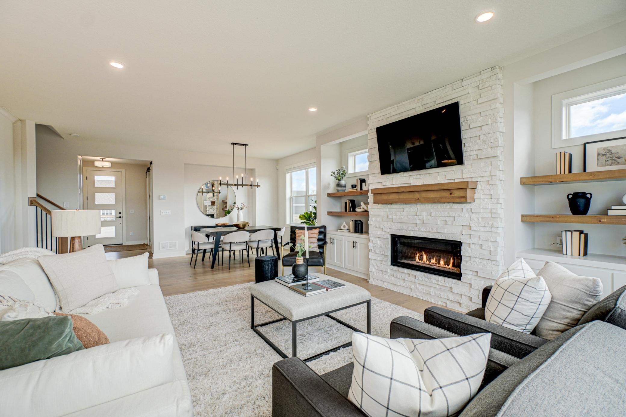 14415 49th St N-31.jpg