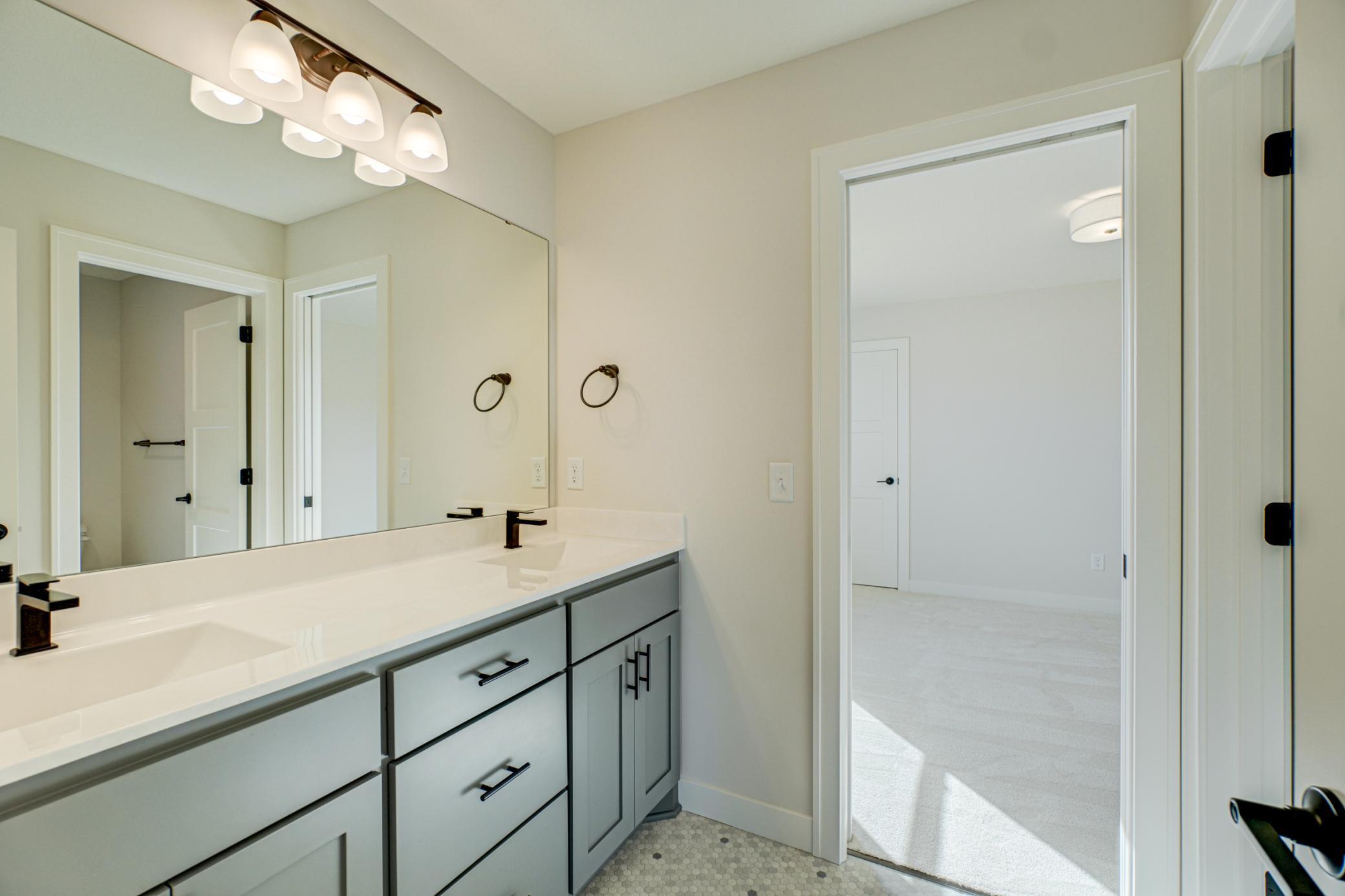 14415 49th St N-68.jpg