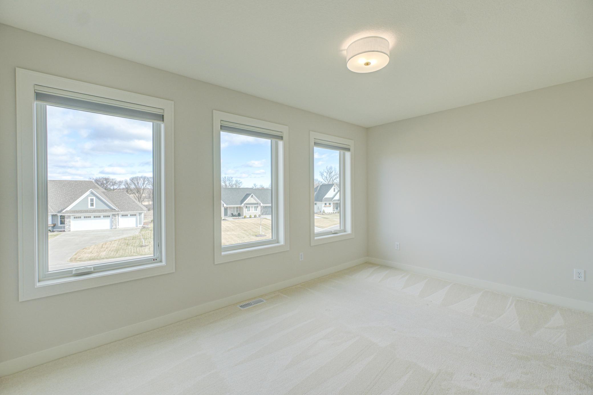 14415 49th St N-69.jpg