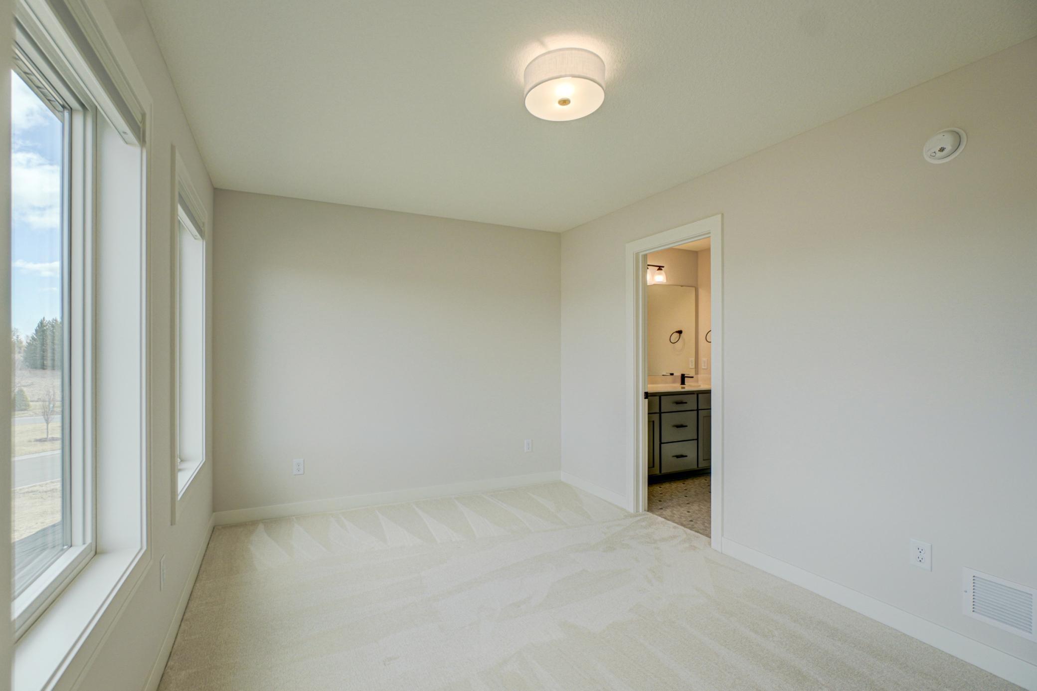 14415 49th St N-70.jpg