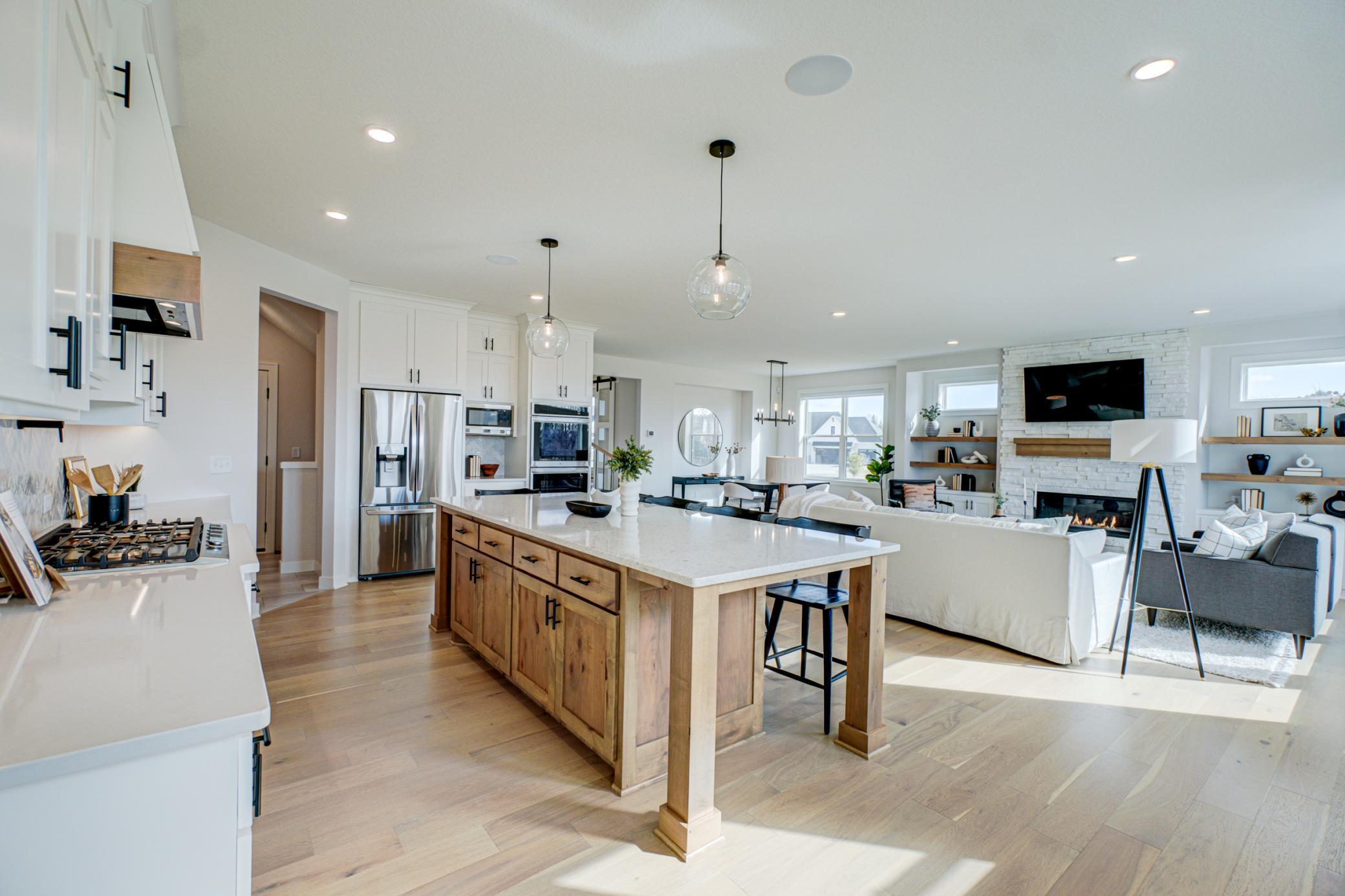 14415 49th St N-41.jpg