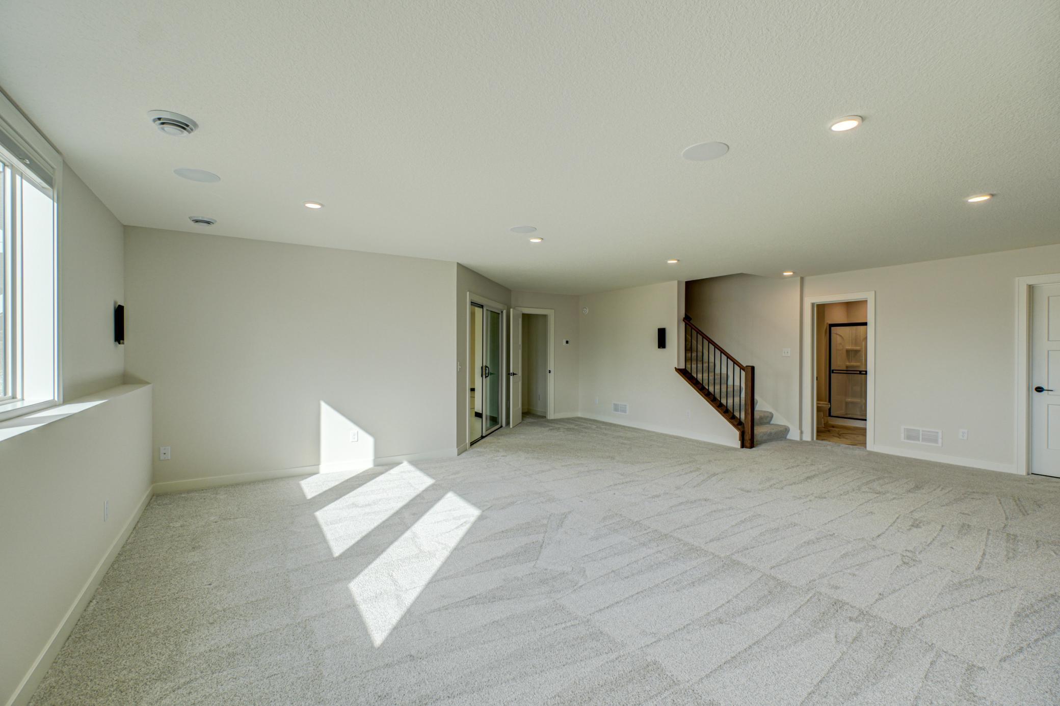 14415 49th St N-77.jpg