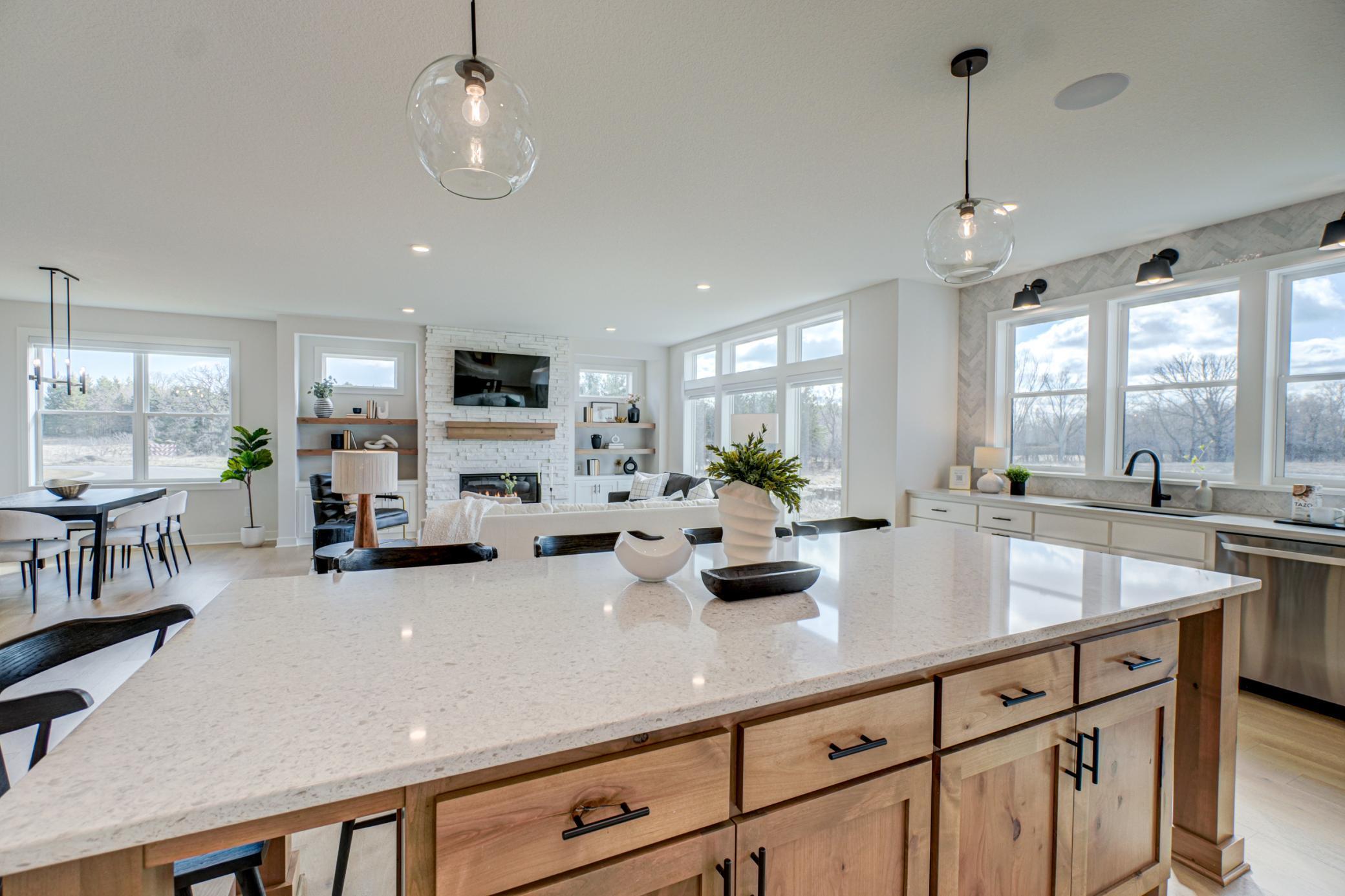 14415 49th St N-40.jpg