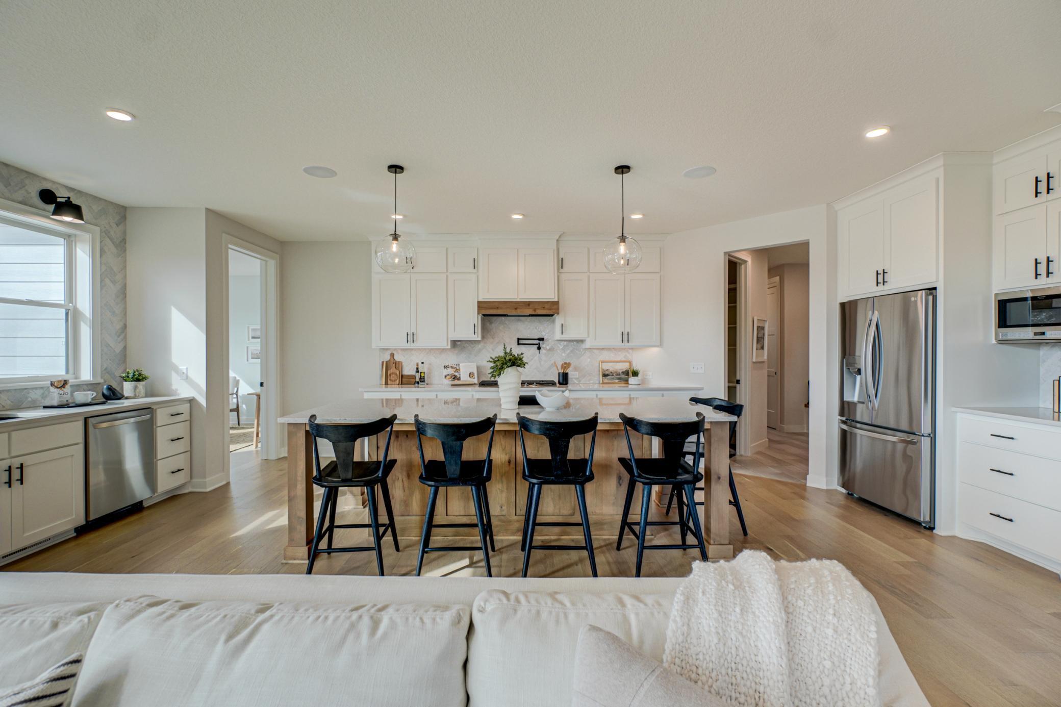 14415 49th St N-34.jpg