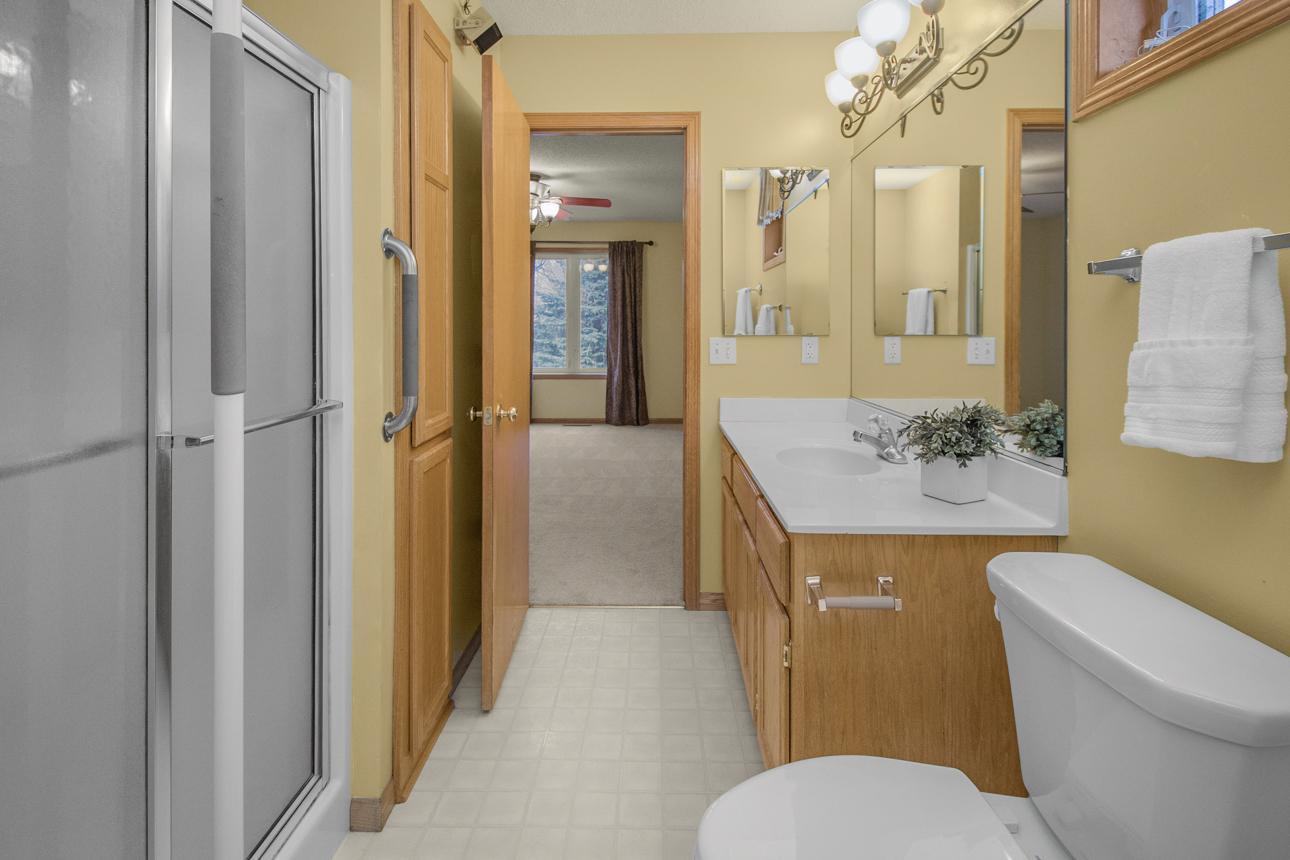 Owner Suite Full Bath