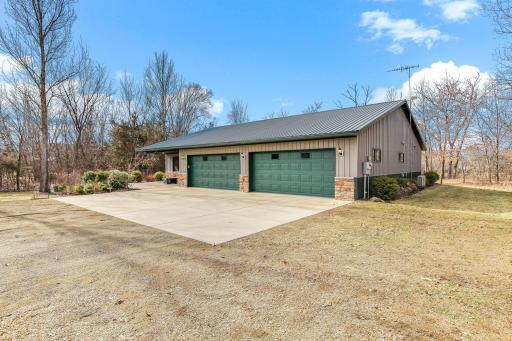 9401 127th Street SE, Clear Lake, MN 55319