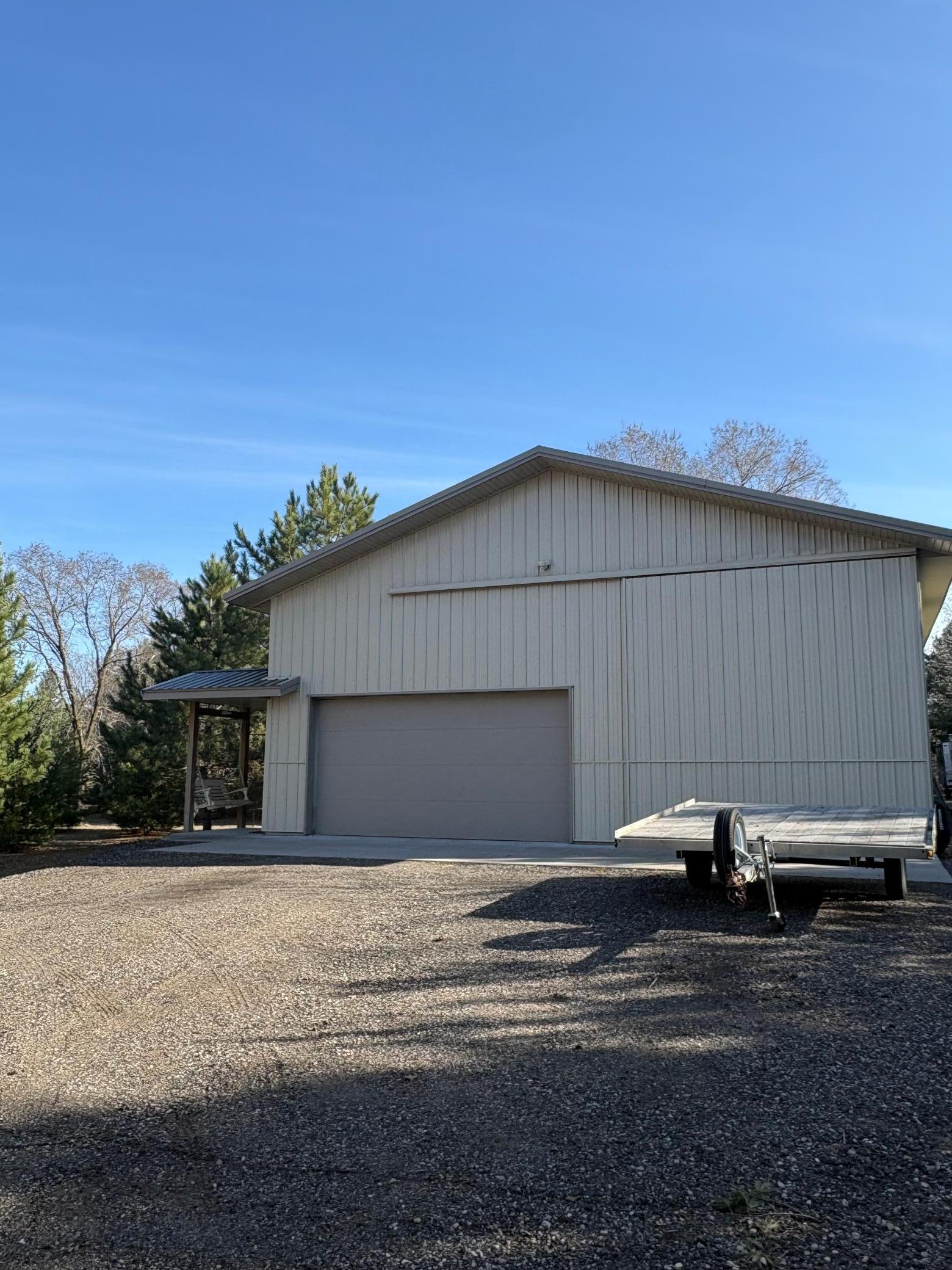 Pole Barn 36' X 48'(2019) Concrete Floor and Heater Professional pictures to come!