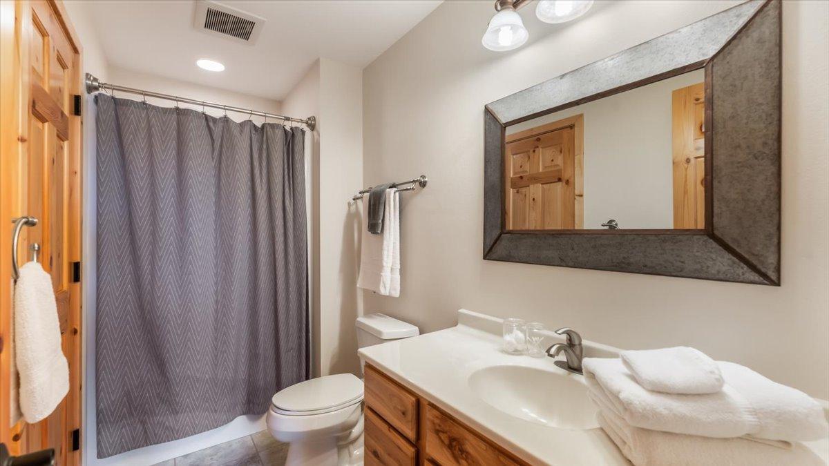 30381 Wildwood Rd, Ashby, MN 56309.Main Floor 3/4 Bath