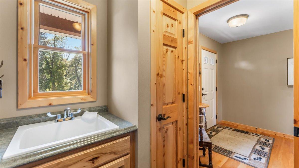 30381 Wildwood Rd, Ashby, MN 56309.Handy Laundry / utility sink.