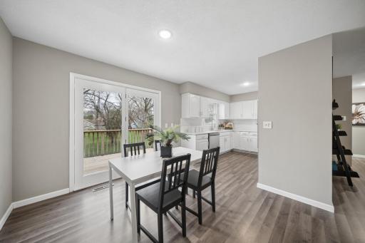 520 8th Avenue NW, Waseca, MN 56093