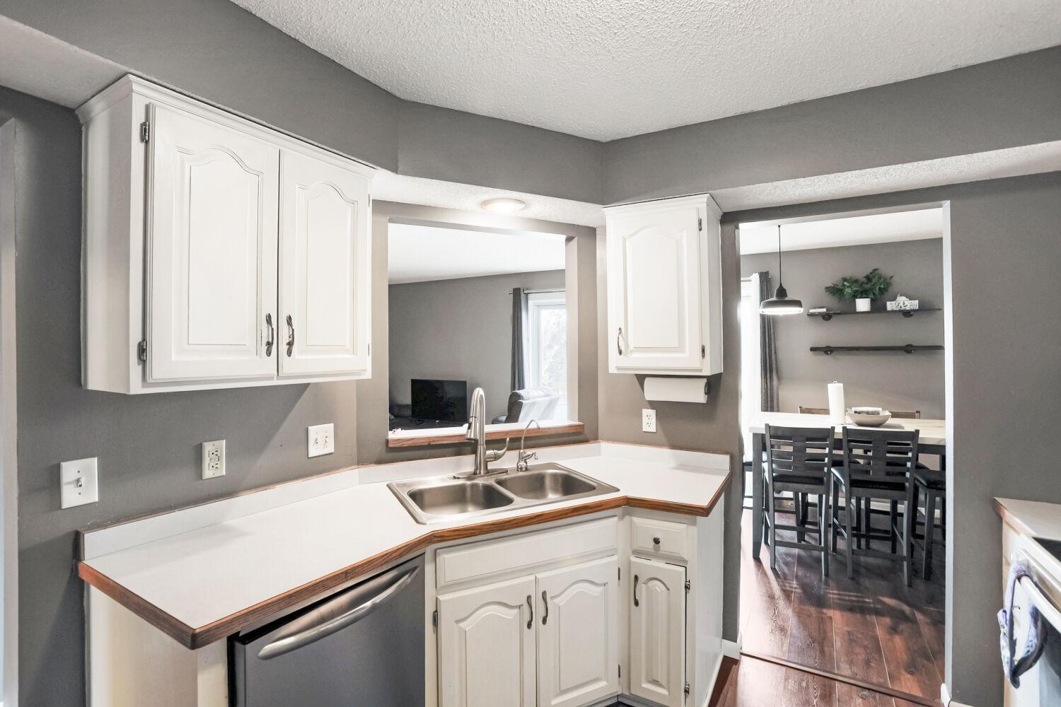 6 110th Ln NW - Web Quality - 012 - 09 Kitchen.jpg