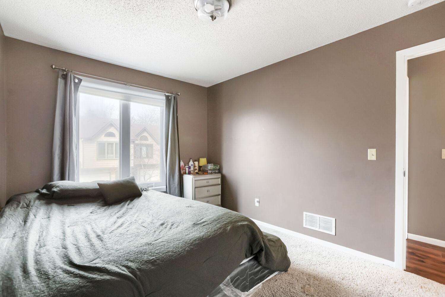 6 110th Ln NW - Web Quality - 023 - 20 Bedroom.jpg