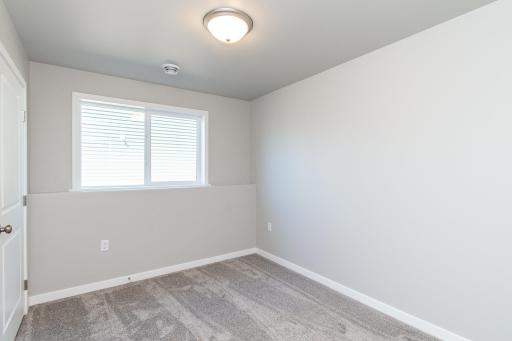 1135 Jill Drive W, West Fargo, ND 58078
