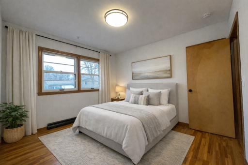 Staged - similar items found at Rooms and Rest