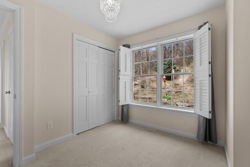 1221 Westhill Drive SW, Rochester, MN 55902