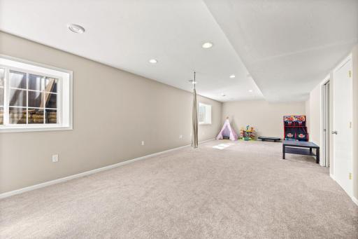955 Park Drive, Belle Plaine, MN 56011